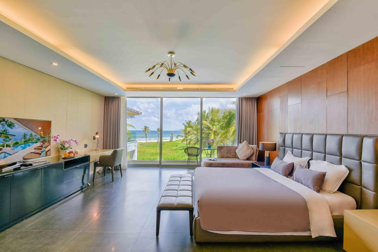 Deluxe Beach Villas By Danatrip Danang Exteriér fotografie
