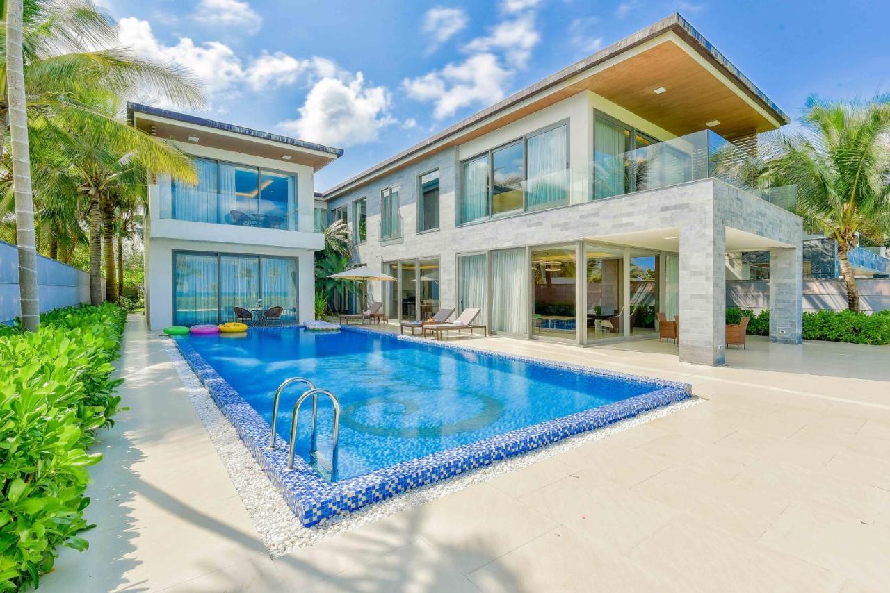 Deluxe Beach Villas By Danatrip Danang Exteriér fotografie