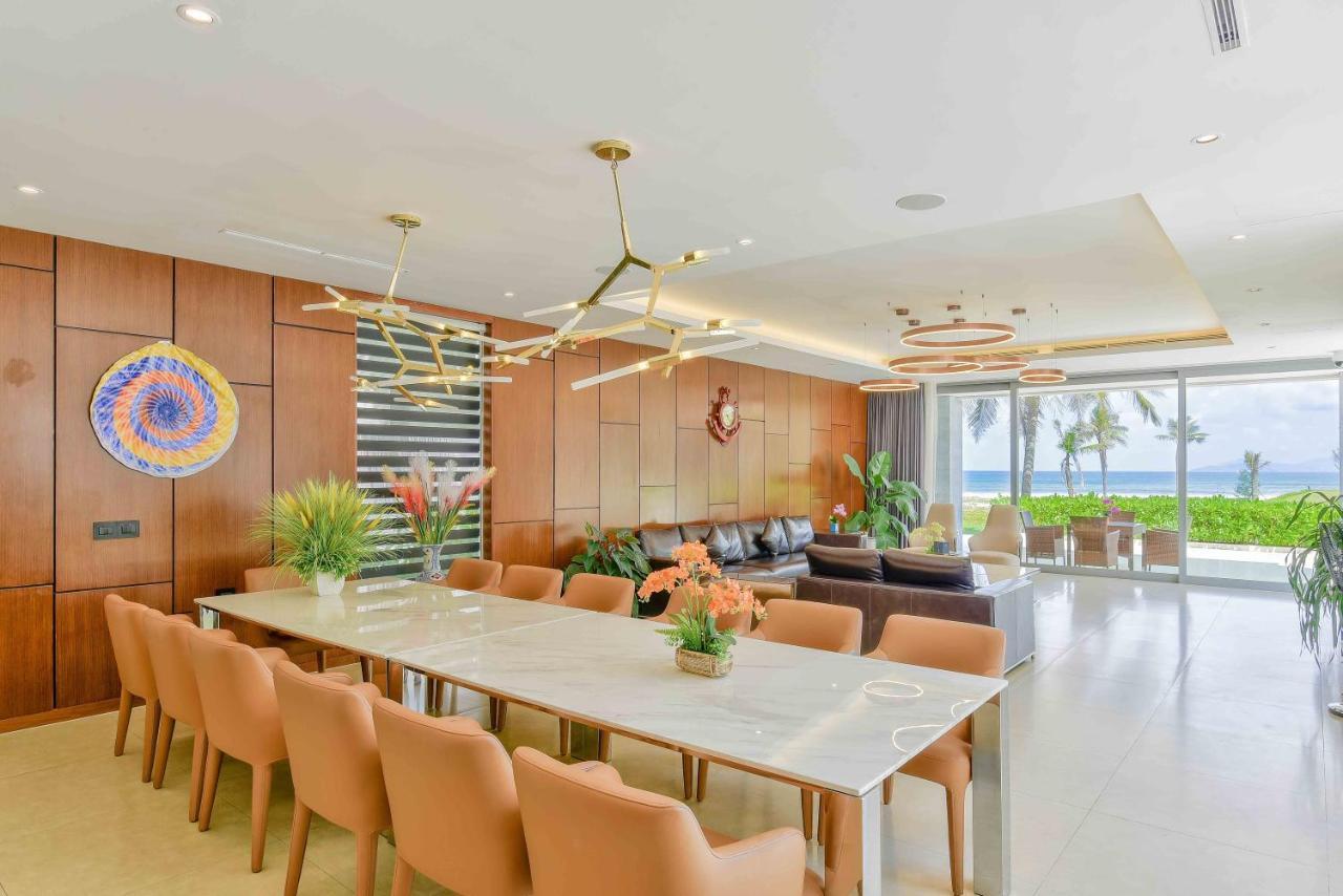 Deluxe Beach Villas By Danatrip Danang Exteriér fotografie