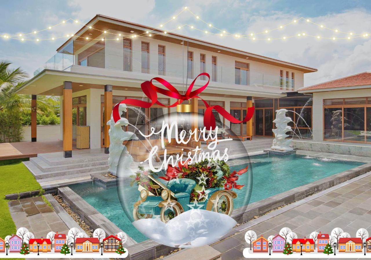 Deluxe Beach Villas By Danatrip Danang Exteriér fotografie